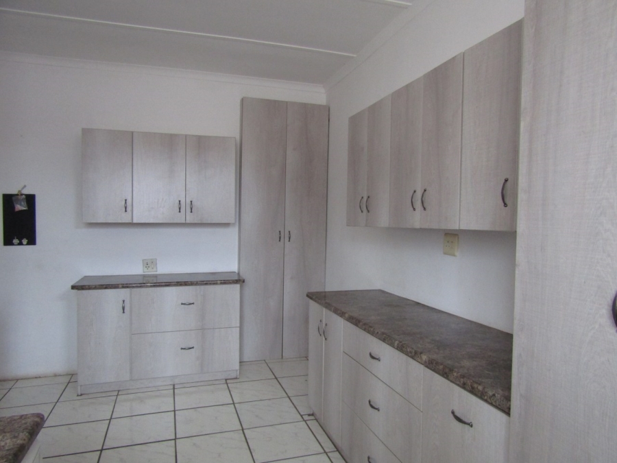 3 Bedroom Property for Sale in Humansdorp Eastern Cape